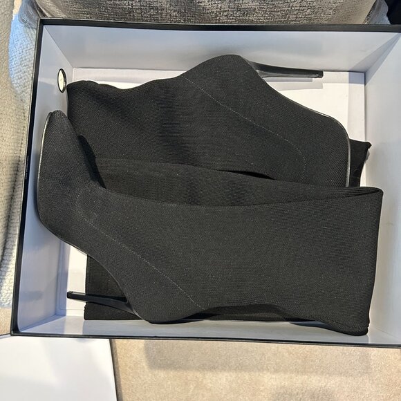 Kendall + Kylie Stretch Knit Over-the-Knee Boots – Black (Size 6.5) - Picture 4 of 6